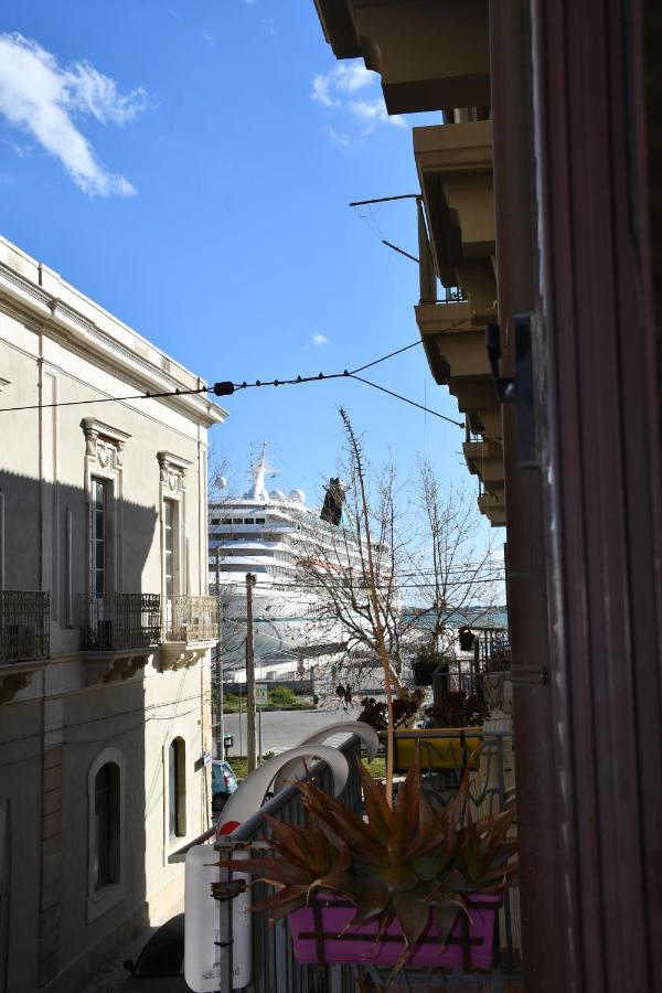 Soffio Del Libeccio B&B シラクーサ エクステリア 写真